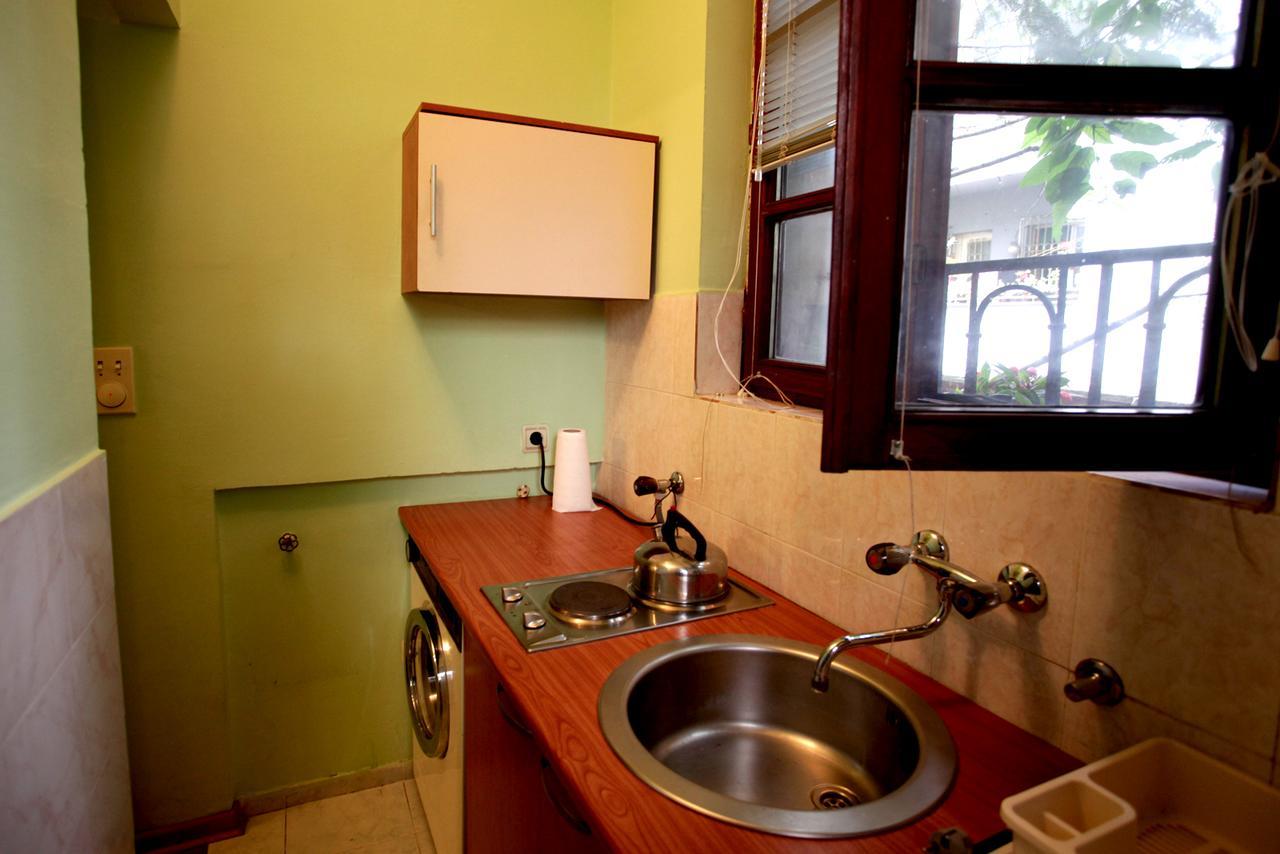 Studio Hram 2 Belgrad Exteriör bild